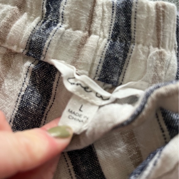 Pants - Picture 2 of 2